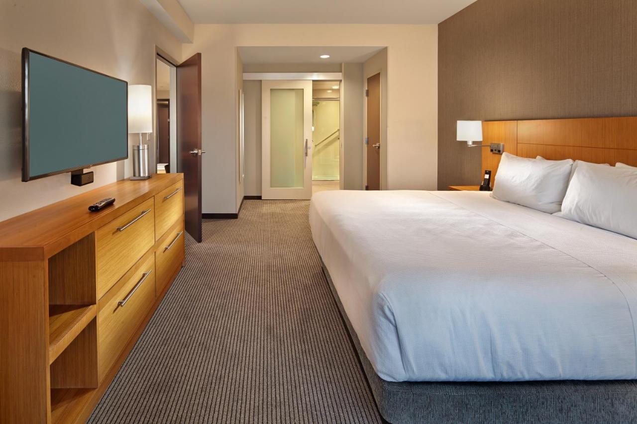 Hyatt Place Warwick/Providence Airport Buitenkant foto